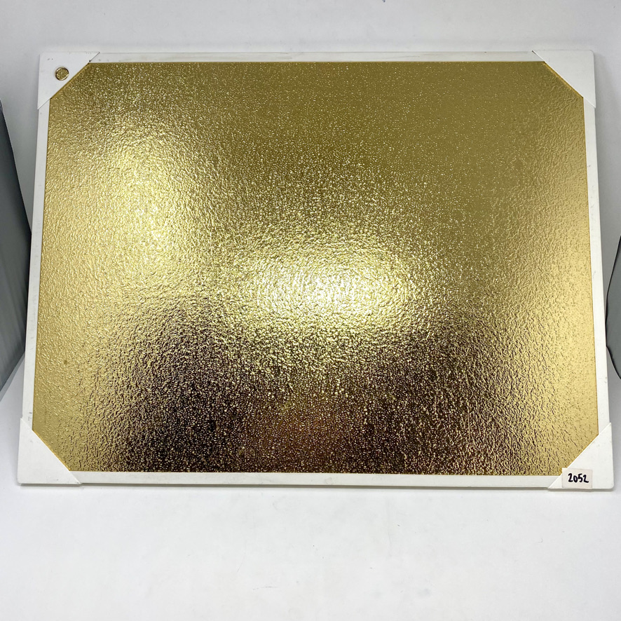 Reflector 18″ × 24″ - Gold - Elokuvakonepaja